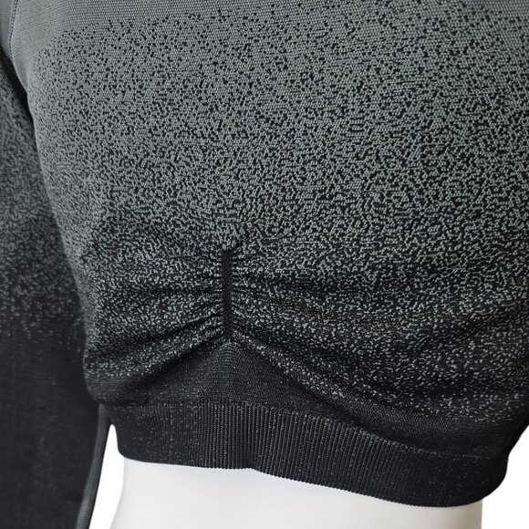 Gymshark Womens Adapt Ombre Seamless Long Sleeve Crop Top, Size Medium - Picture 4 of 7